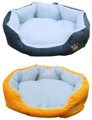 Cama de perro en 6 colores.