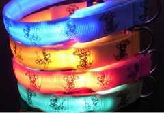 Collar led luminoso de gran calidad.